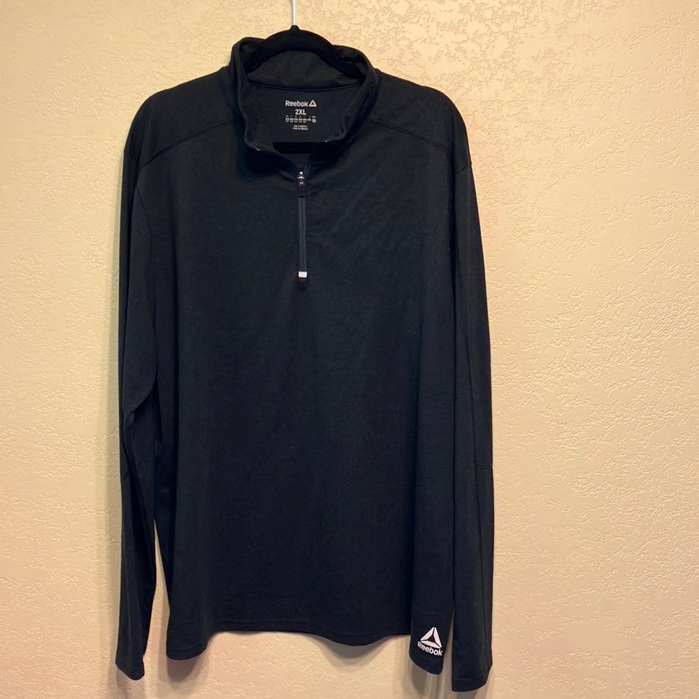 2XL REEBOK CHARCOAL GRAY 1/4 ZIP  LIGHTWEIGHT PULLOVER IN GOOD USED CONDITION